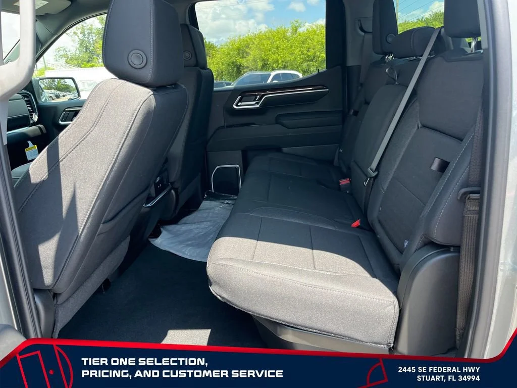 New 2026 Sterling Metallic GMC Elevation image 11