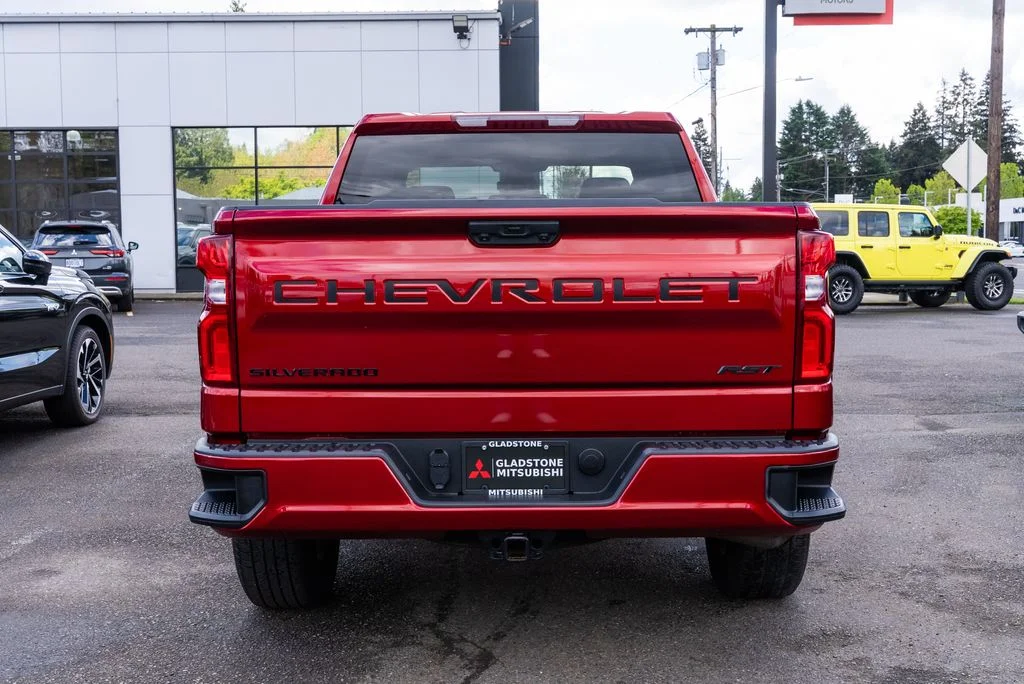 Used 2023 Red Chevrolet RST image 5