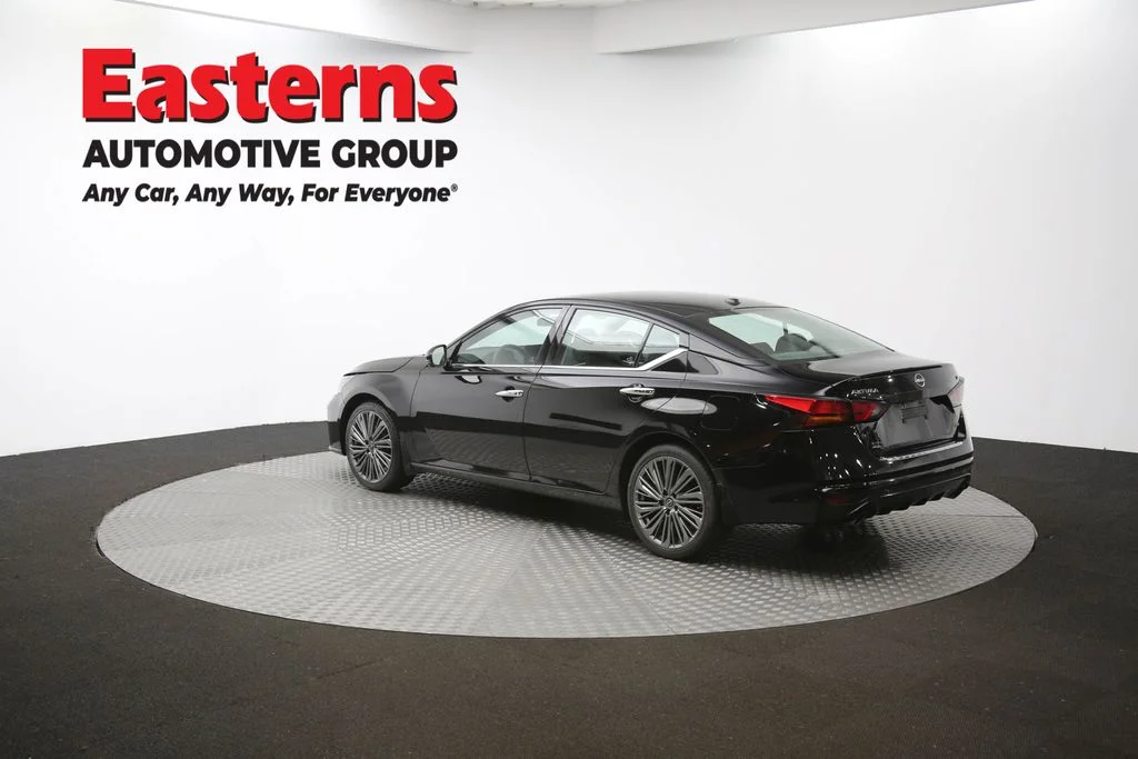 Used 2023 Black Nissan 2.5 SL image 64