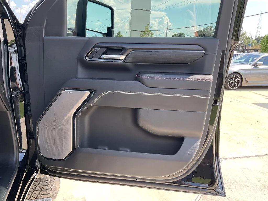 Used 2025 Black GMC AT4X image 16