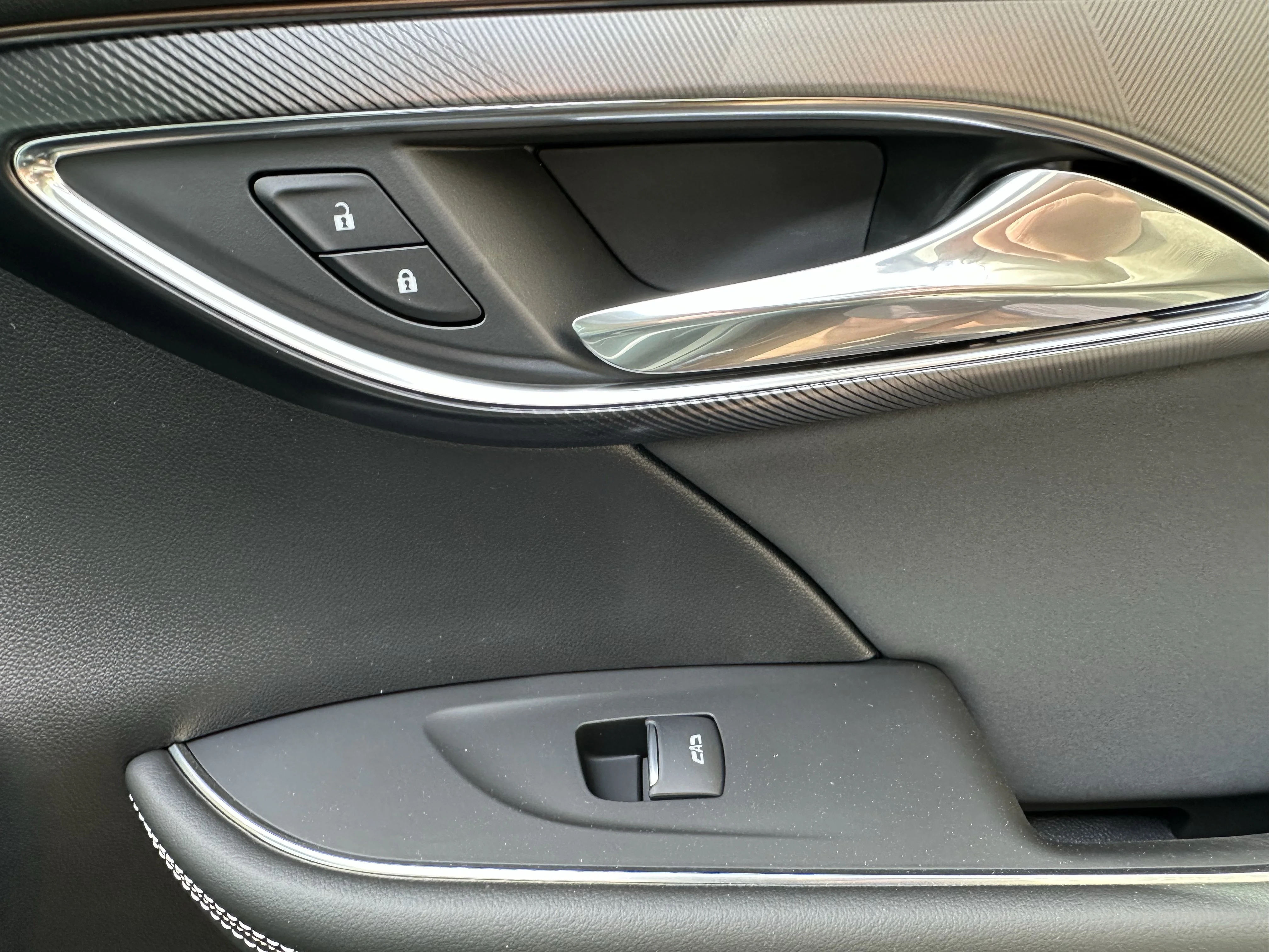 New 2026 Ebony Twilight Metallic Buick Sport Touring image 20