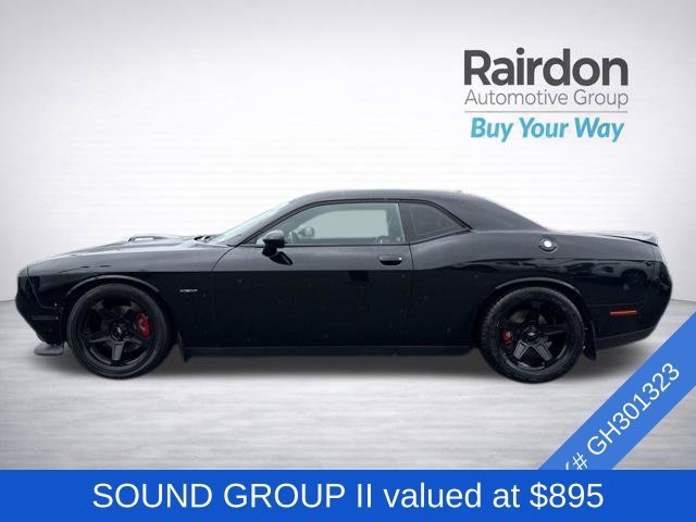 Used 2016 Pitch Black Clearcoat Dodge R/T Plus Shaker image 4