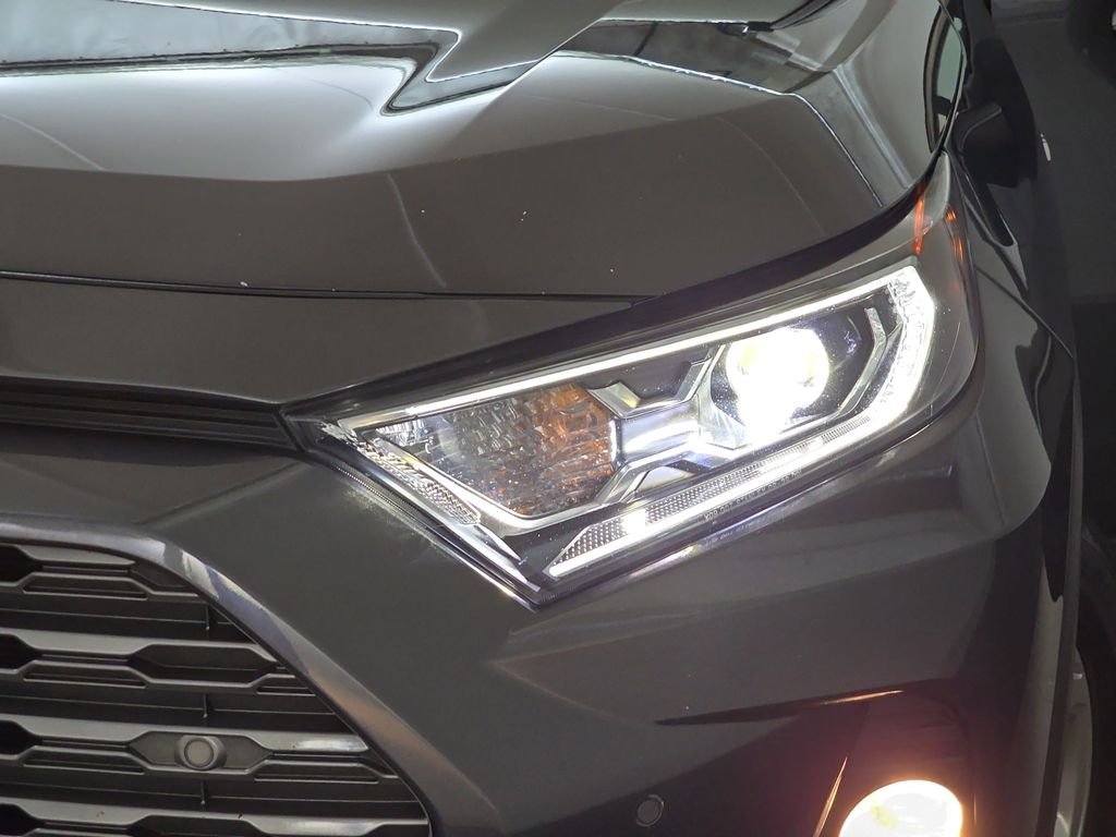 Used 2019 Gray Toyota Limited image 33