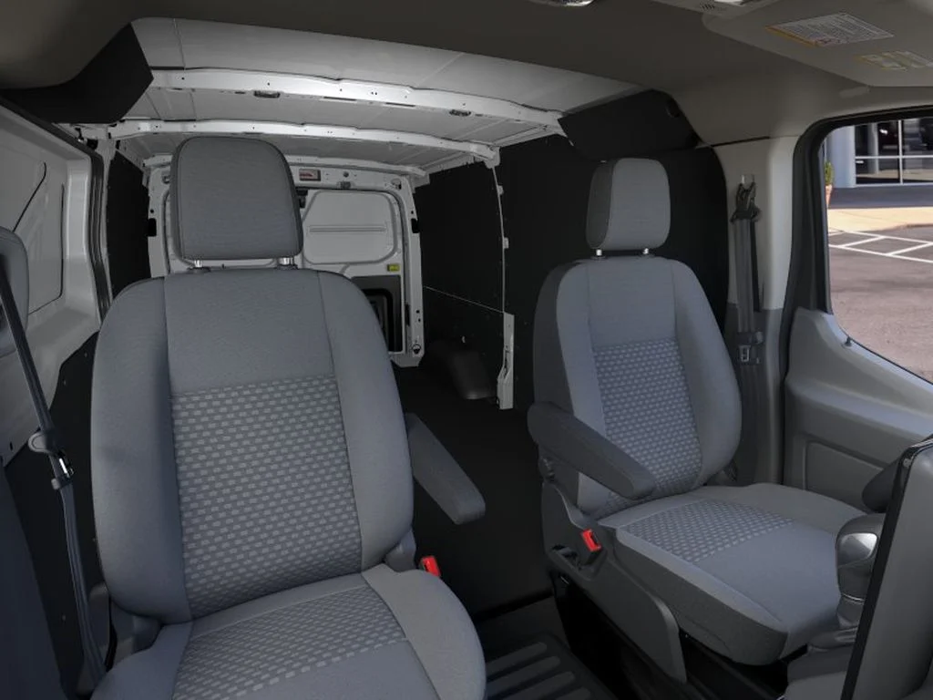 New 2026 Oxford White Ford Base image 10