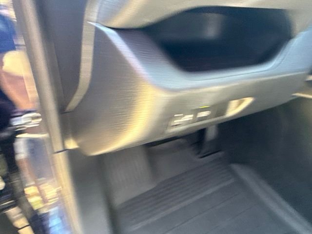 Used 2024  Toyota XLE image 26