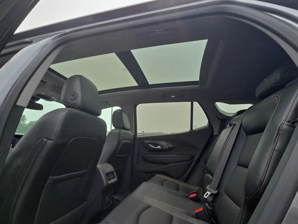 Used 2019 Satin Steel Metallic GMC SLT image 18