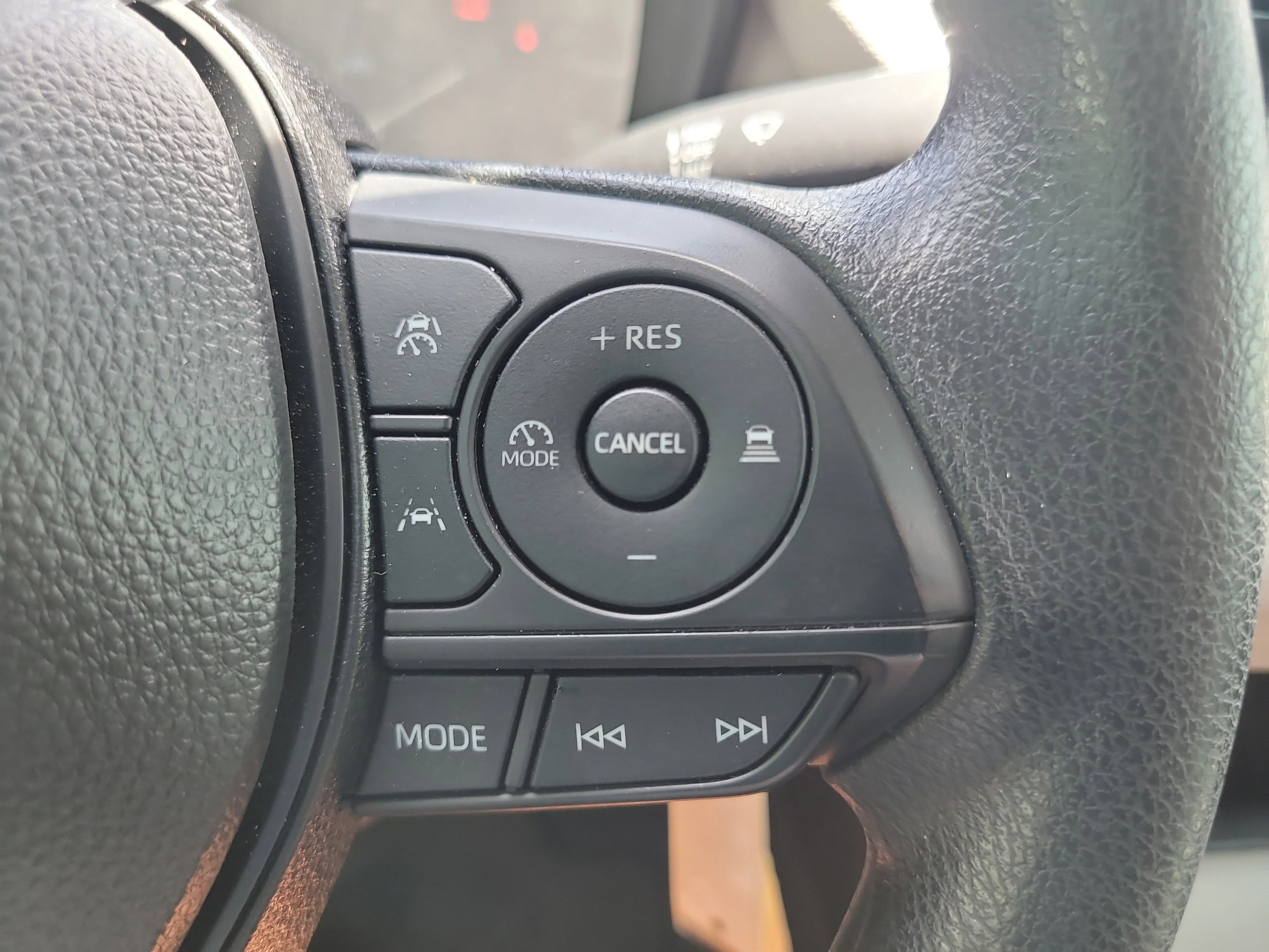 Certified Used 2025 Underground Toyota LE image 28