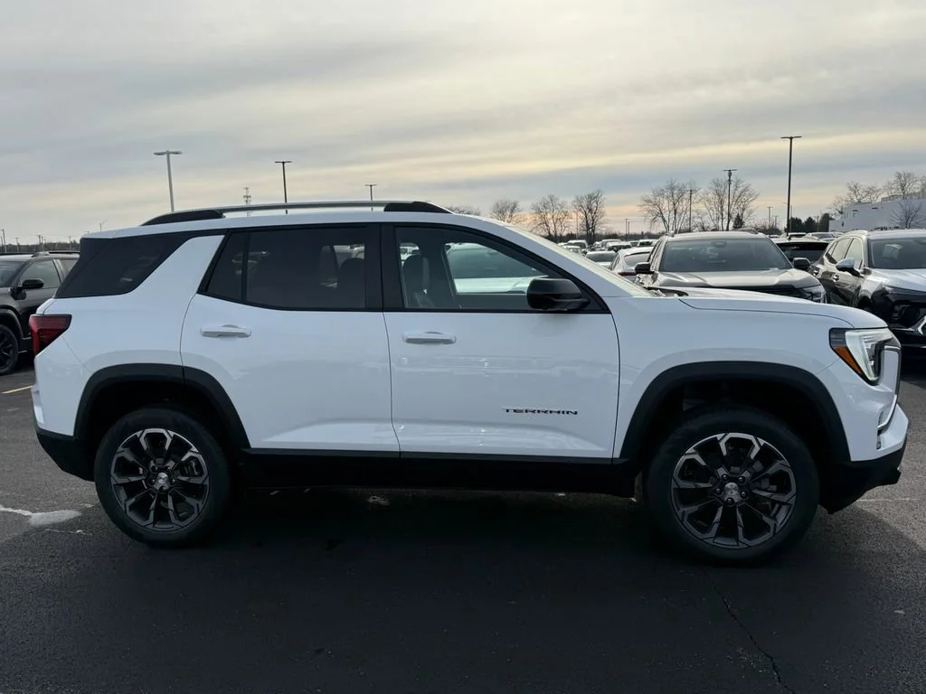 2026 GMC Terrain Elevation - Photo 12