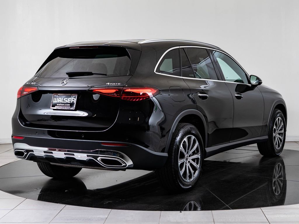 Certified Used 2025 Black Mercedes-Benz GLC 300 image 10