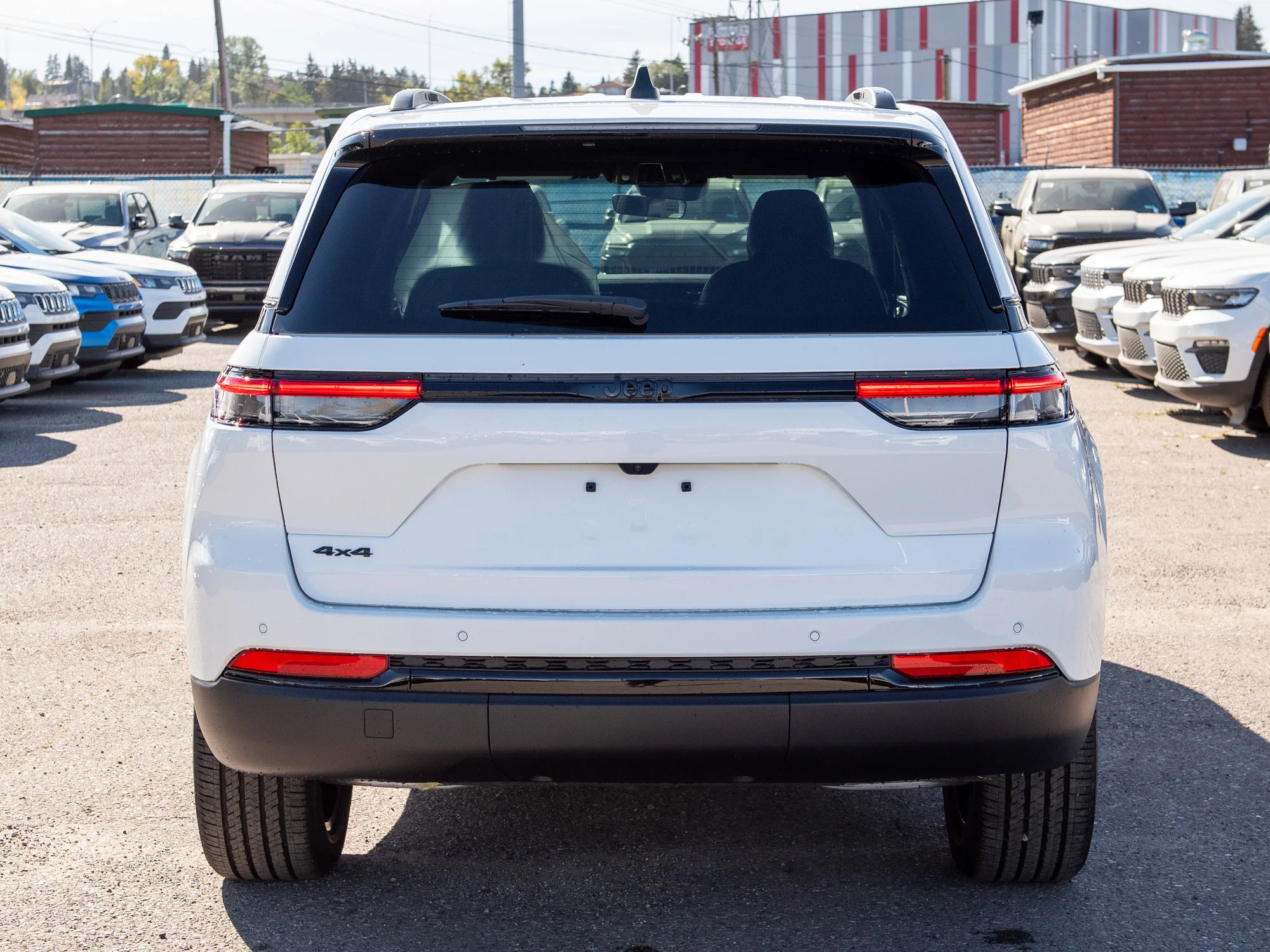 New 2025 White Jeep Altitude* 4x4, Sunroof, Heated Leather, Remote Start image 4