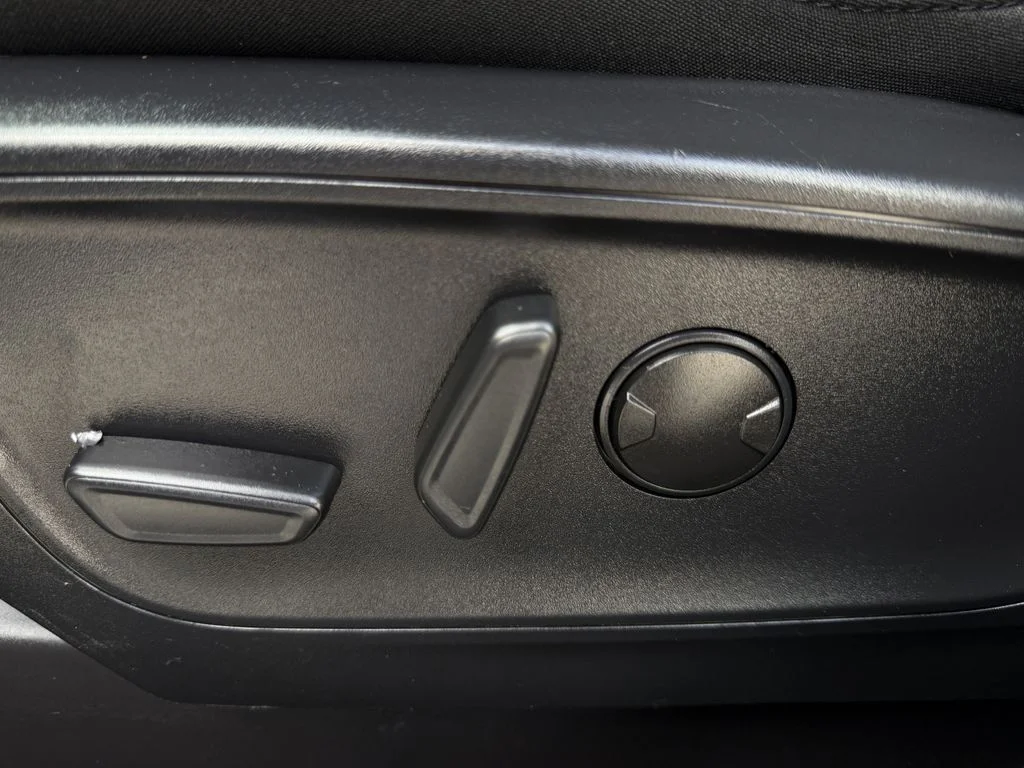 Used 2024 Silver Ford Active image 25