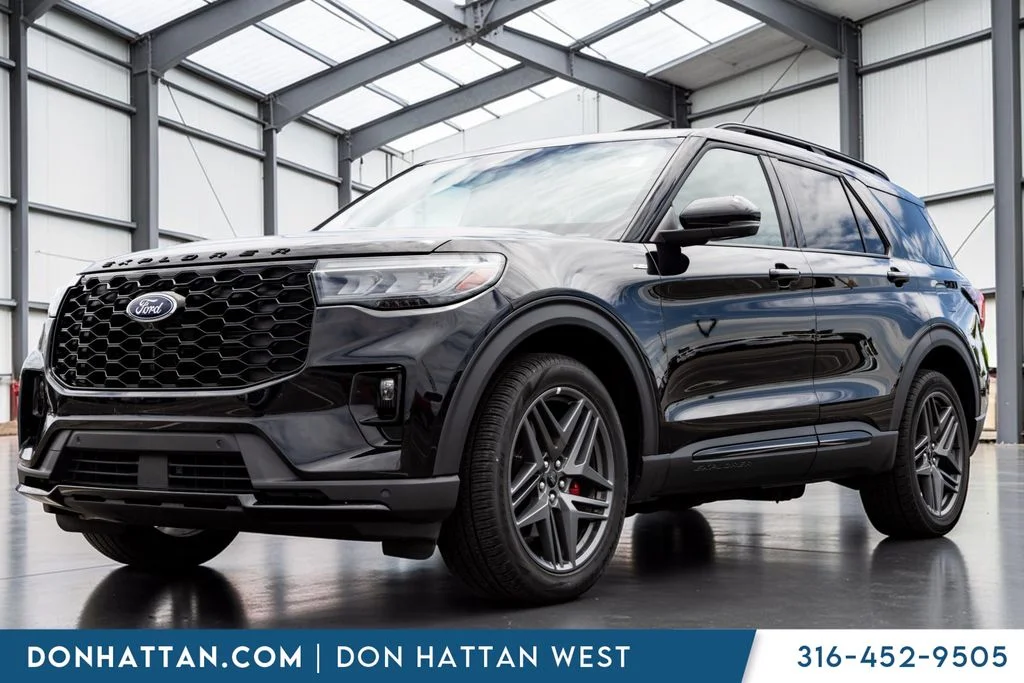 2025 Ford Explorer ST-LINE 4WD (PL535)'s photo