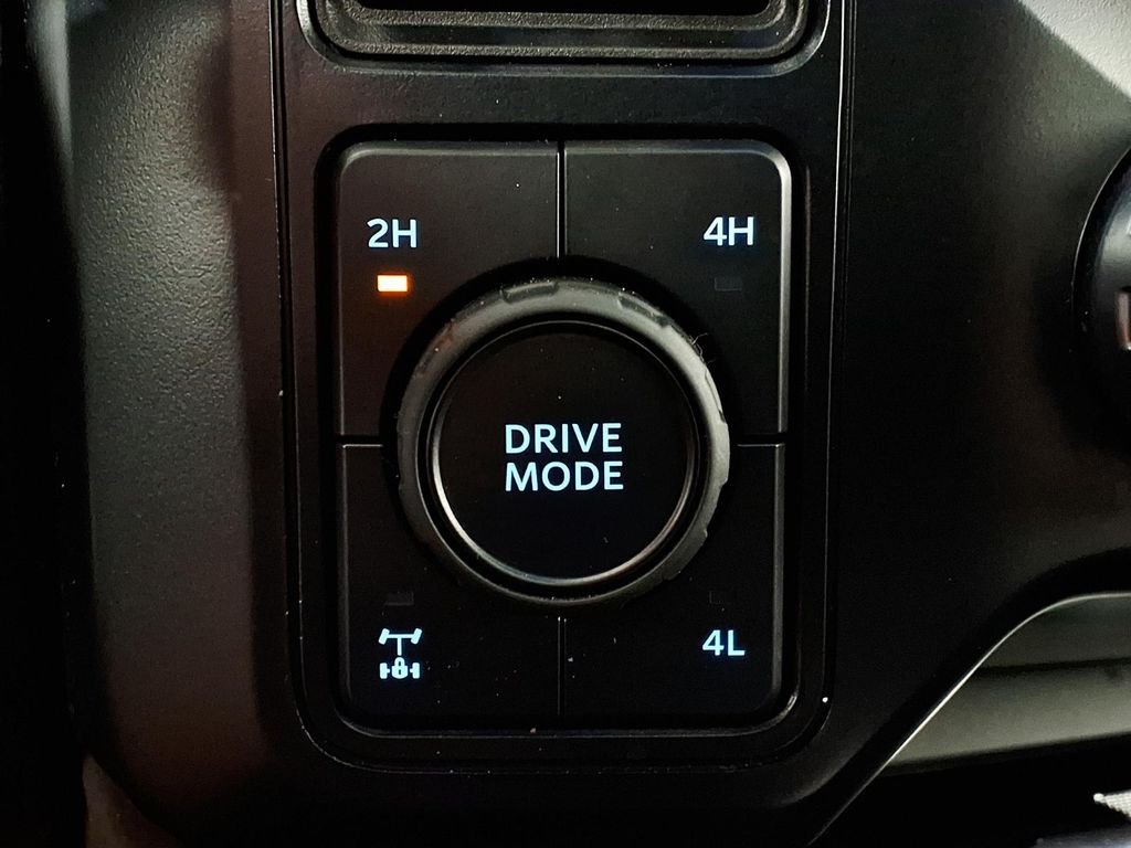 Used 2024  Ford King Ranch image 16
