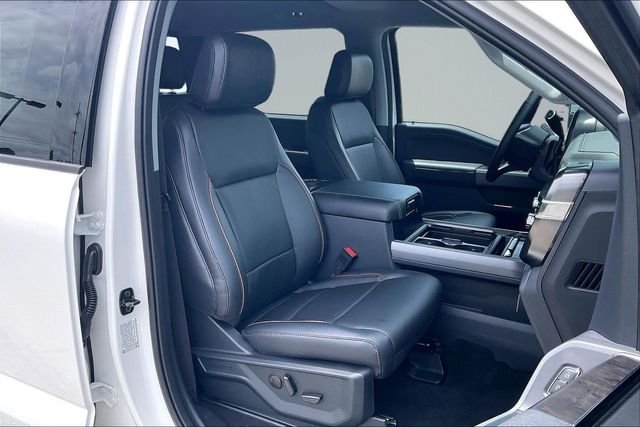 New 2026 Star White Metallic Tri-Coat Ford F-250® Lariat® image 33