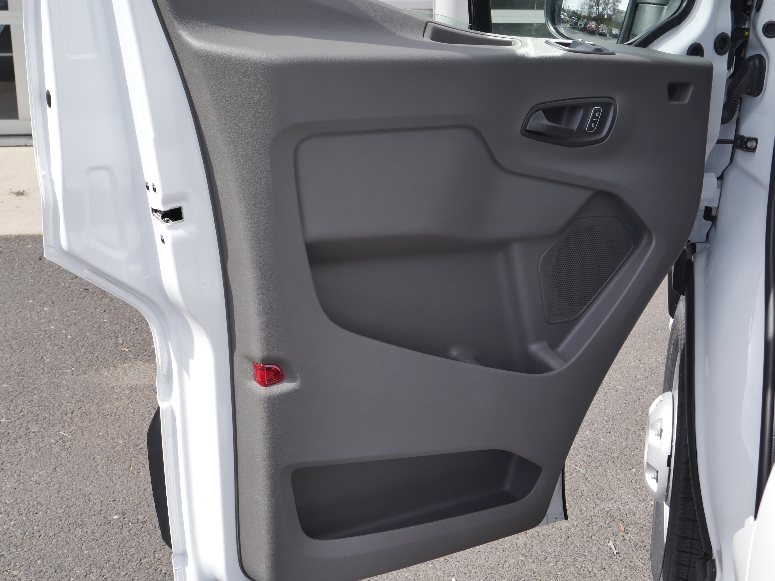 New 2026 Oxford White Ford Passenger Van XLT image 33