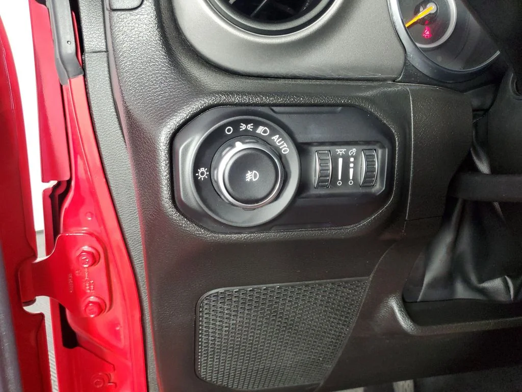 Used 2022 Red Jeep Unlimited Sport S image 27