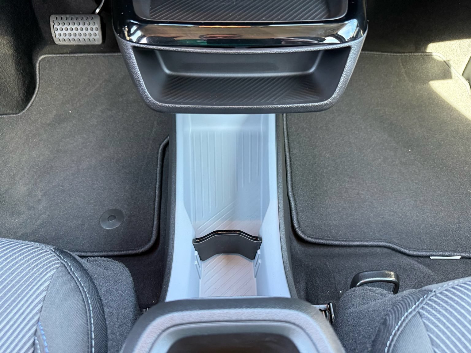 2027 Chevrolet Bolt LT - Photo 26