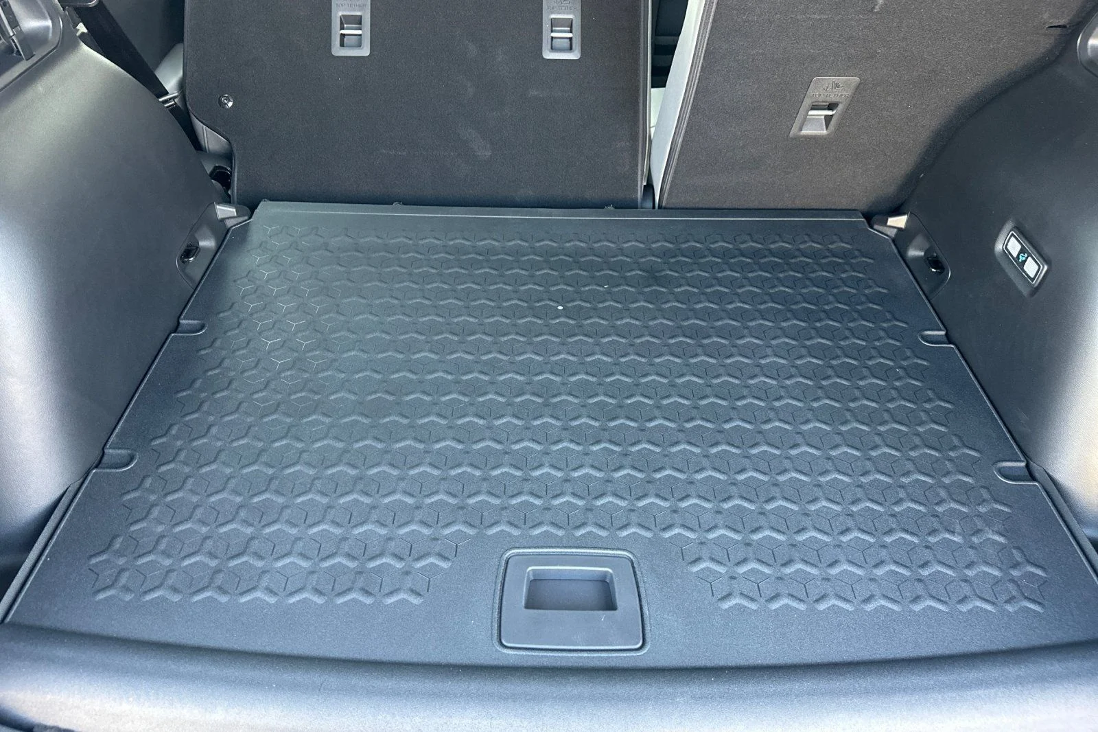 New 2026 Azure Gray Metallic Tri-Coat Ford Badlands® image 11