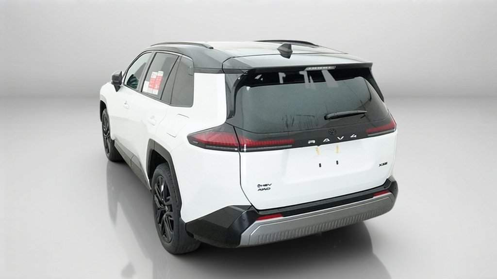 New 2026 Wind Chill Pearl with Midnight Black Metallic roof Toyota XSE image 15