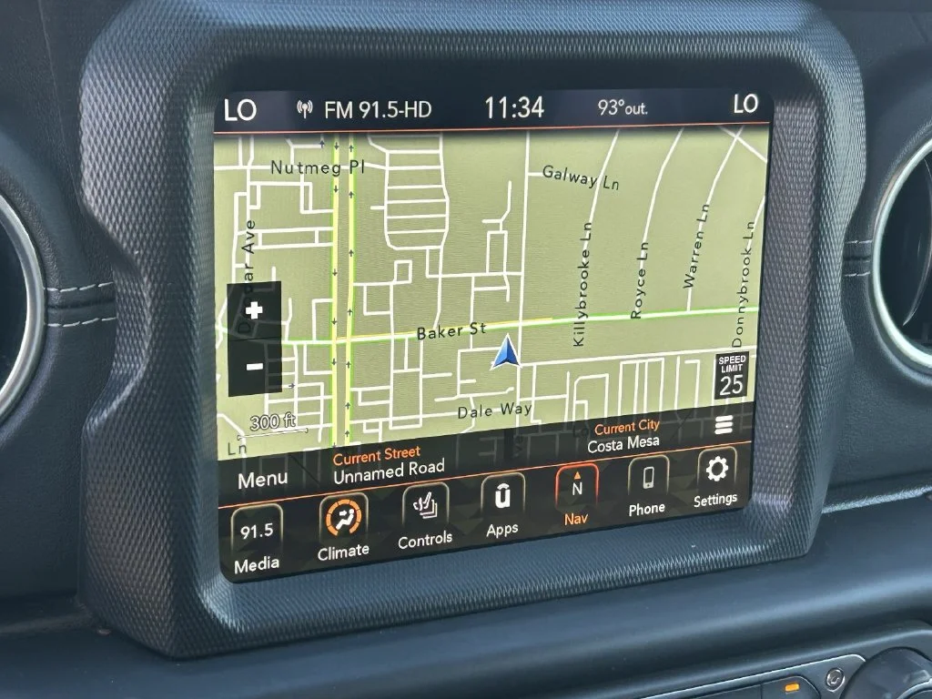 Used 2023 Silver Jeep Sahara 4xe image 23