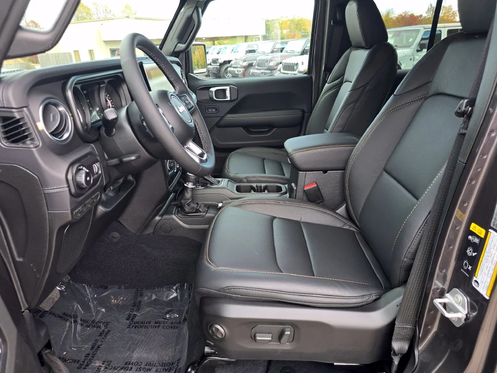 New 2027 Gray Jeep Sahara image 4