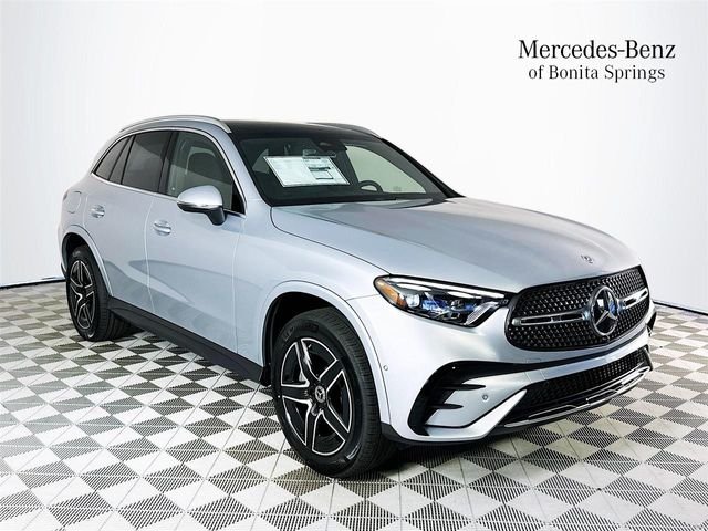 2026 Mercedes-Benz GLC GLC 300's photo