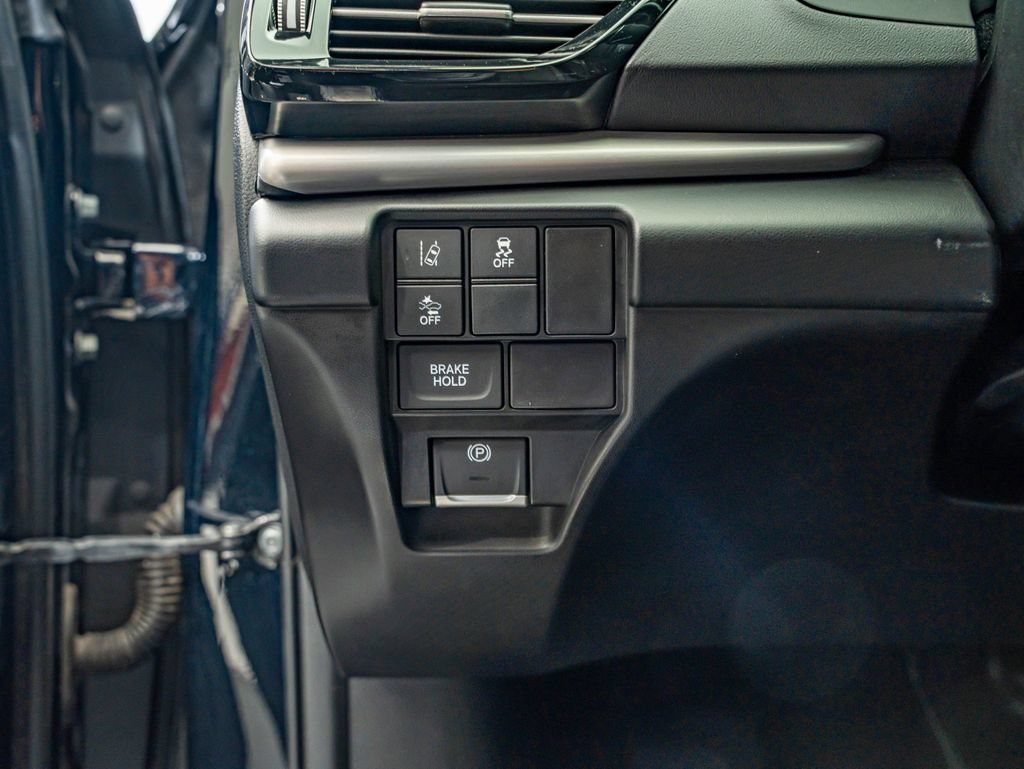 Used 2021 Black Acura  image 20