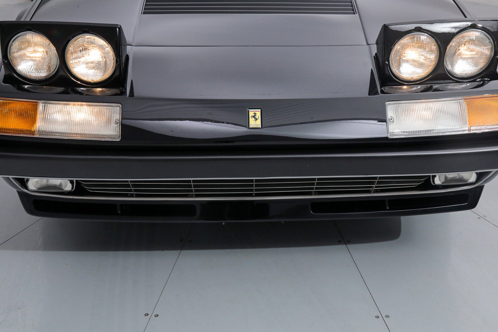 Used 1983 Nero Ferrari  image 15