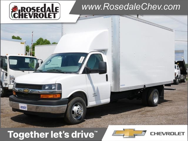 2025 Chevrolet Express 4500 177" WB's photo