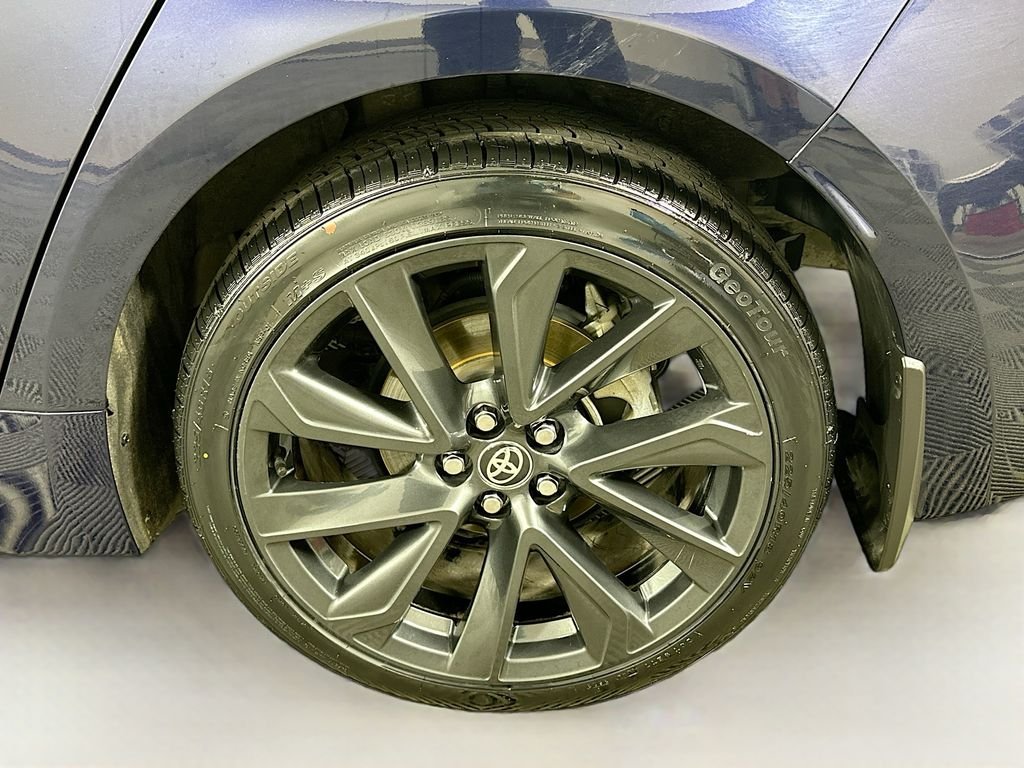 Used 2024  Toyota SE image 29