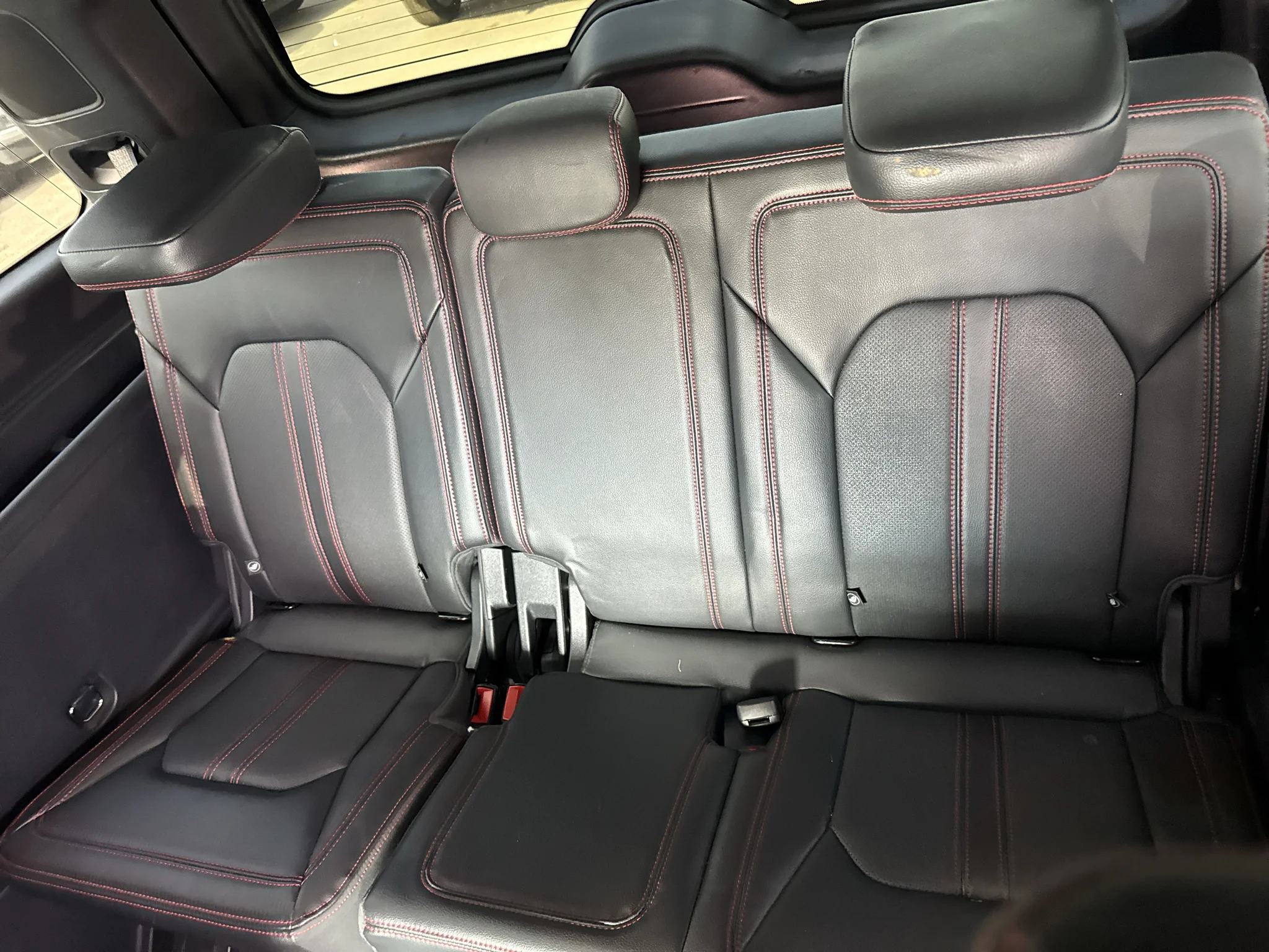 Used 2022 Agate Black Metallic Ford Limited image 13