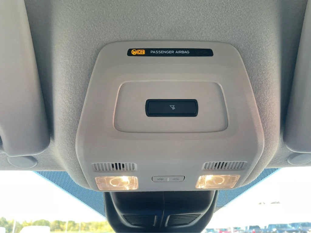 New 2025 Oxford White Ford Cargo Van image 23