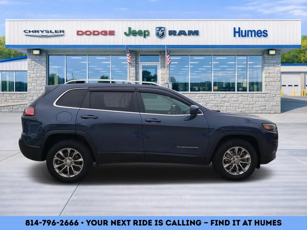 Certified Used 2021 Slate Blue Pearlcoat Jeep Latitude Lux image 2