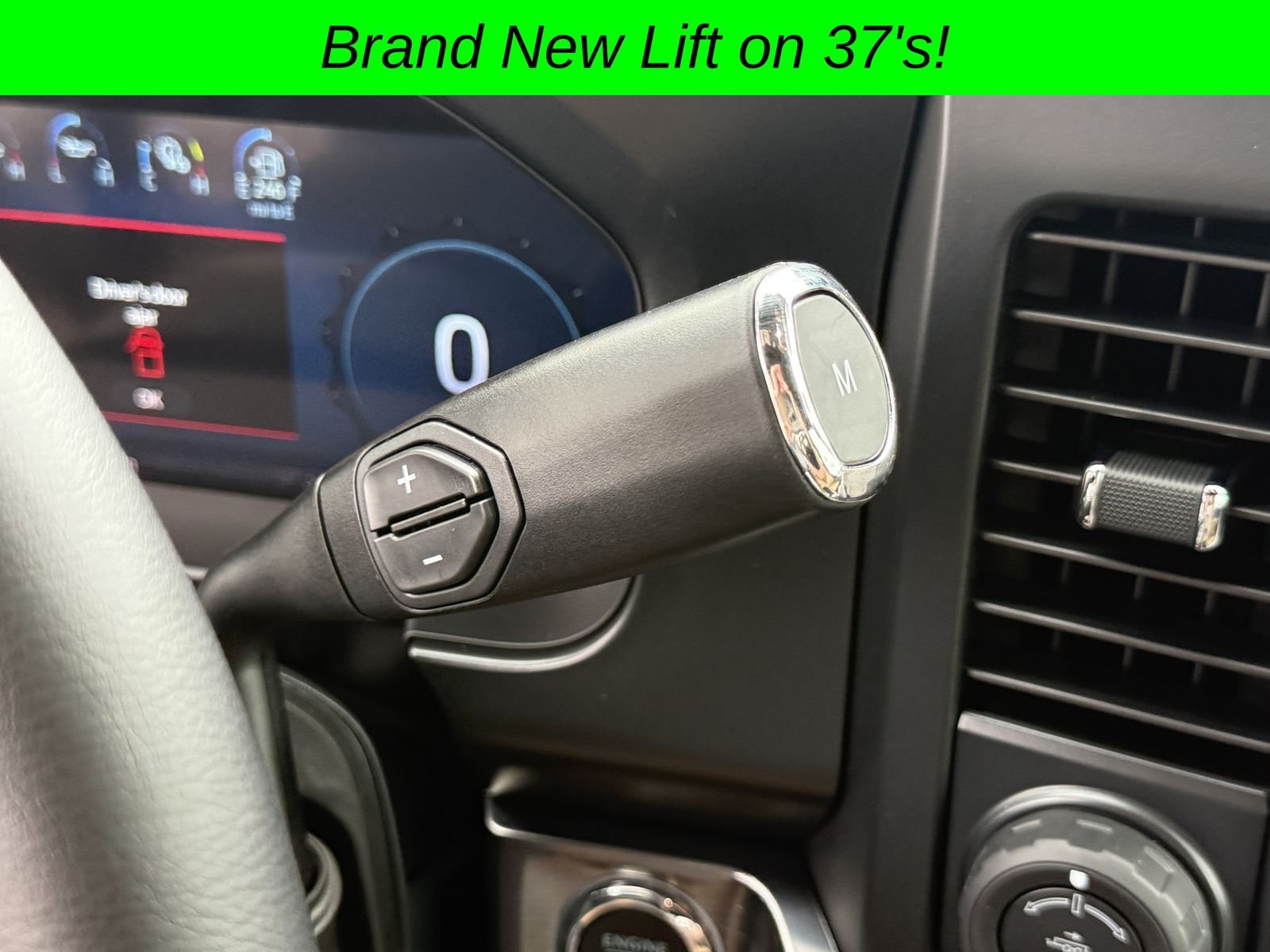 Used 2025 White Ford Lariat image 34