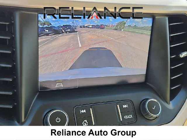 Used 2023 White GMC Denali image 36