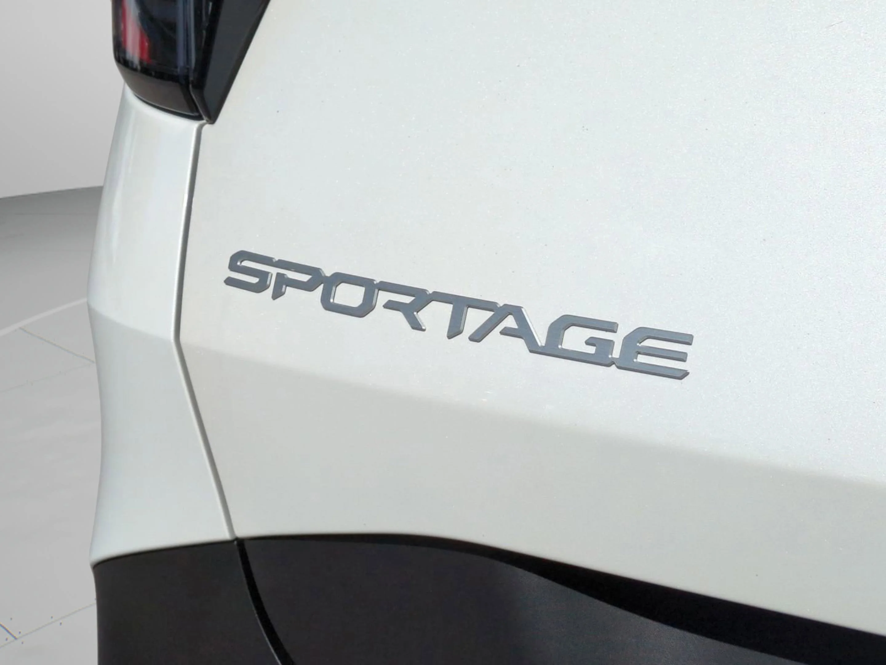2026 Kia Sportage LX Hybrid - Photo 15