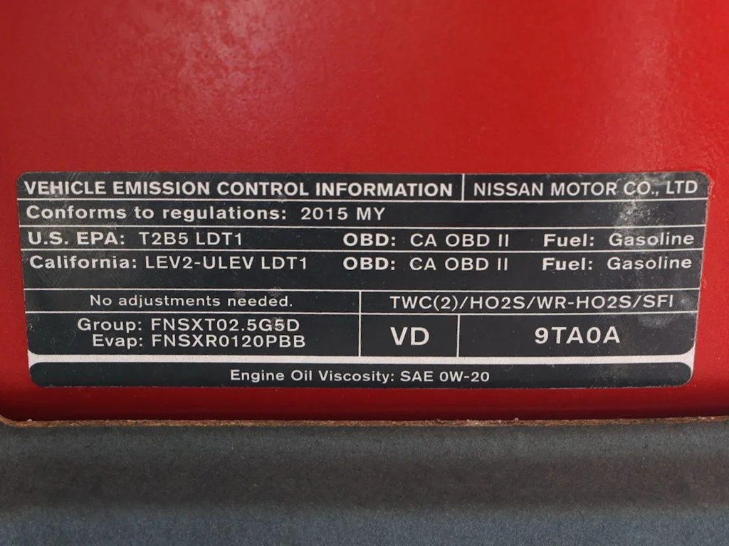 Used 2015 Red Nissan SV image 31