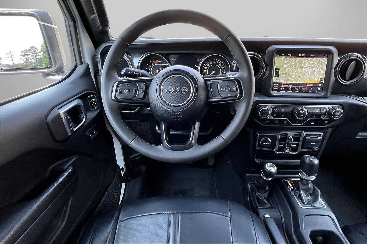 Used 2023 White Jeep Sport image 11