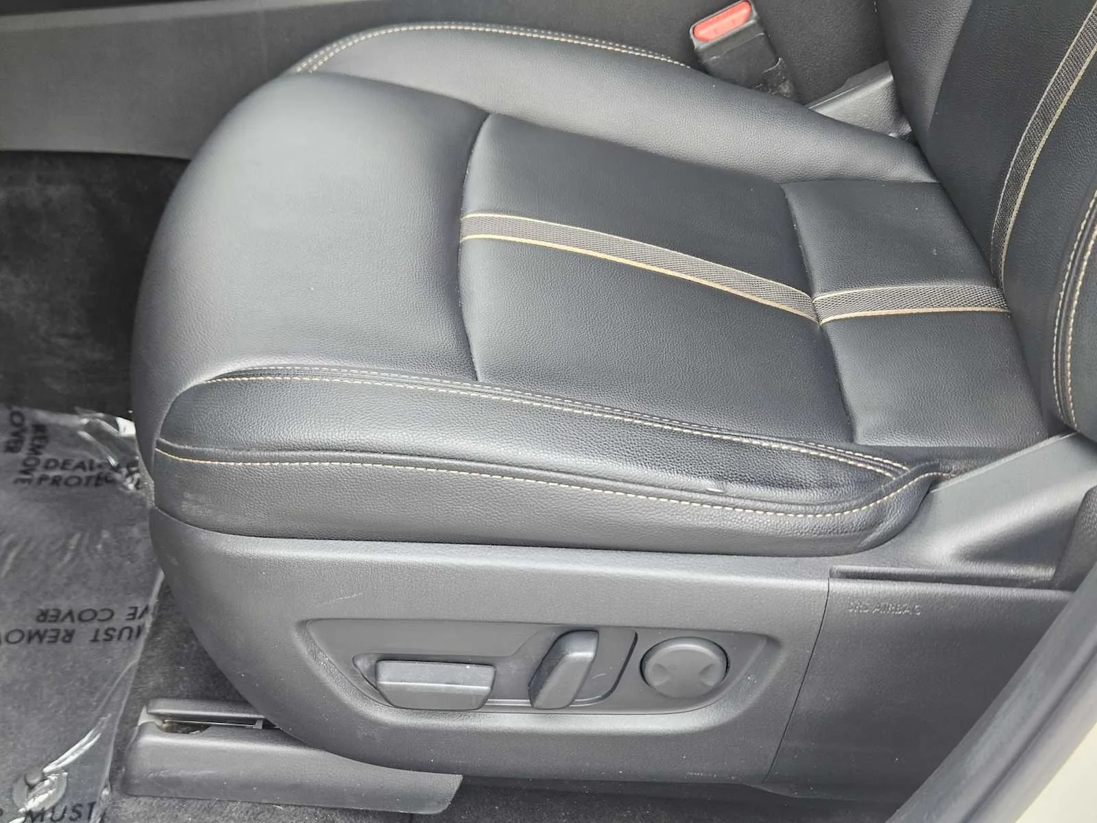 Used 2024 Rhodium White Premium Mazda 3.3 Turbo Select image 19