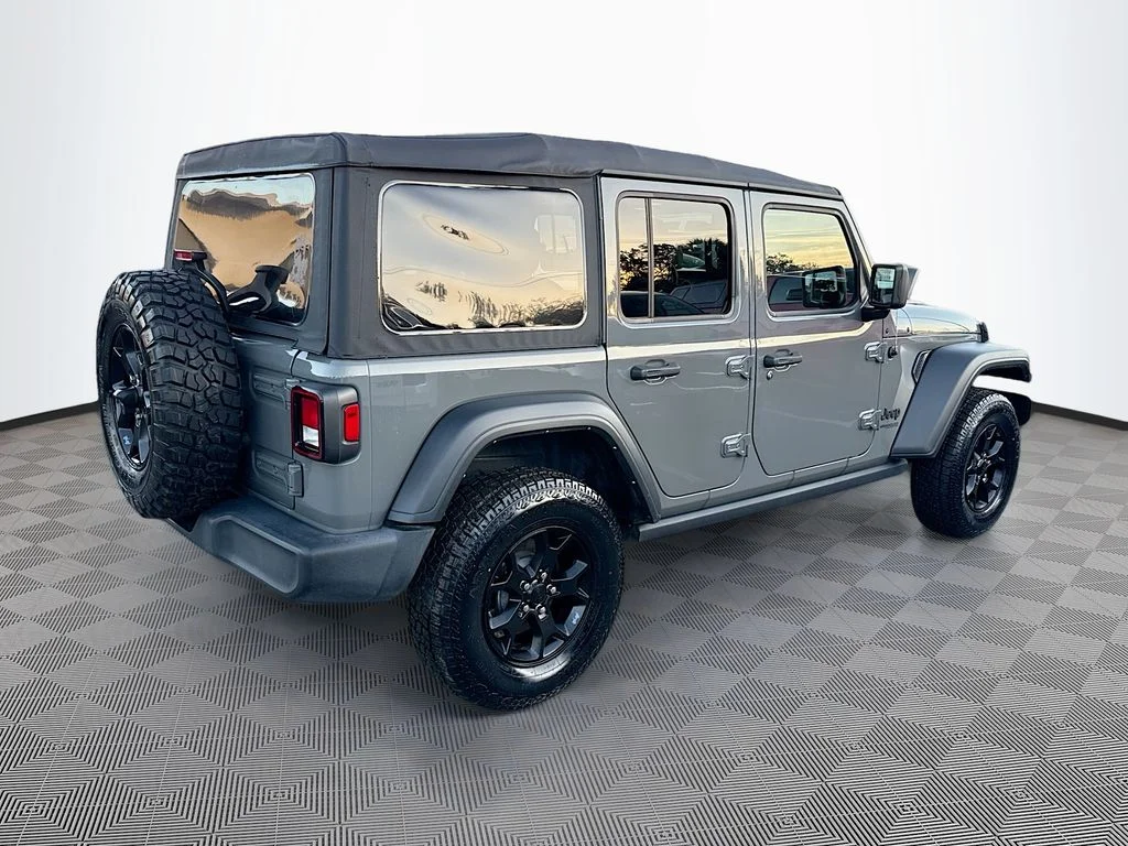 Used 2021 Gray Jeep Unlimited Willys image 6