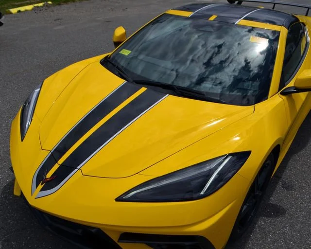 2025 Chevrolet Corvette 2LT - Photo 6
