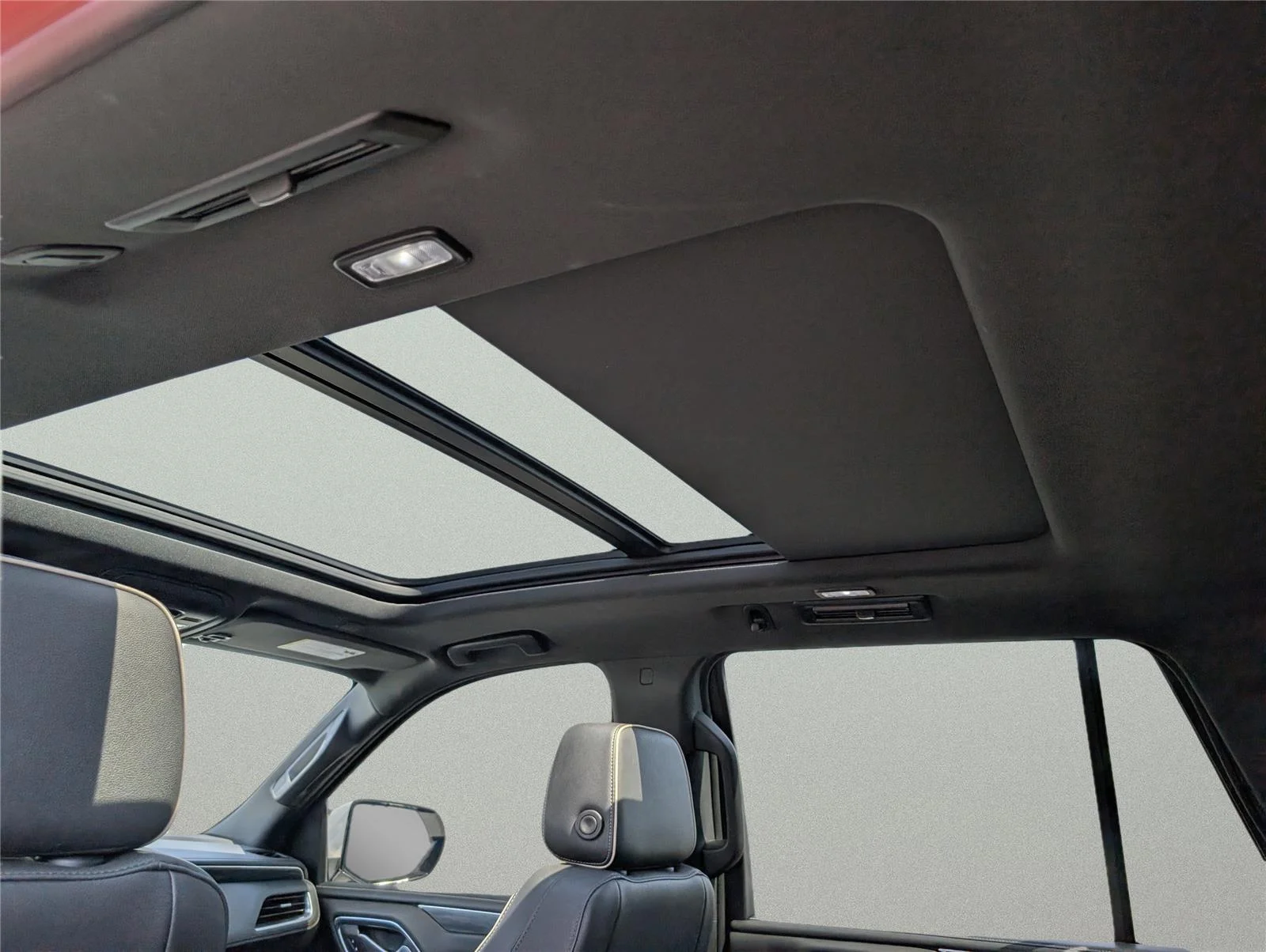 Used 2022 Summit White GMC SLT image 32