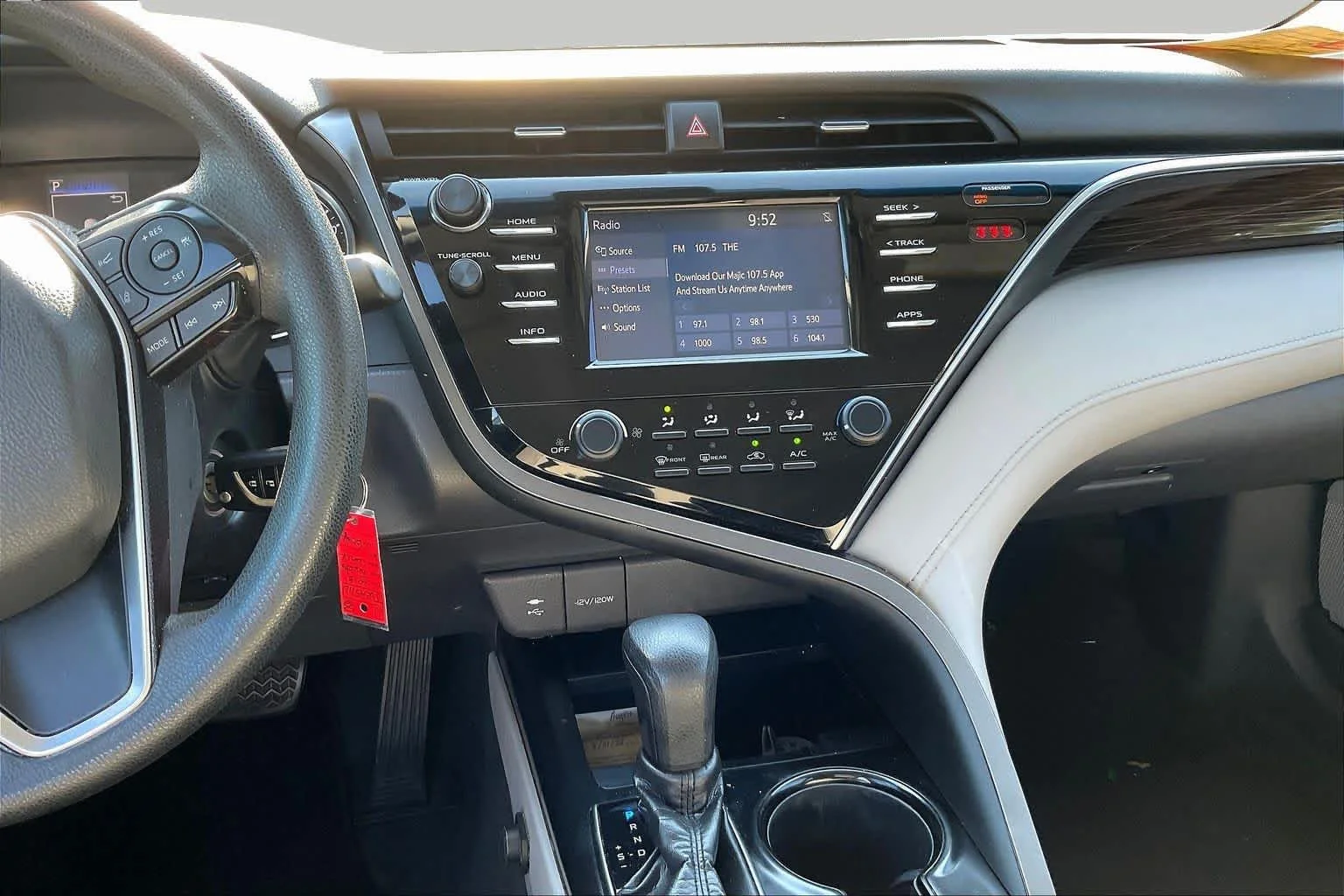 Used 2018 Predawn Gray Mica Toyota LE image 7
