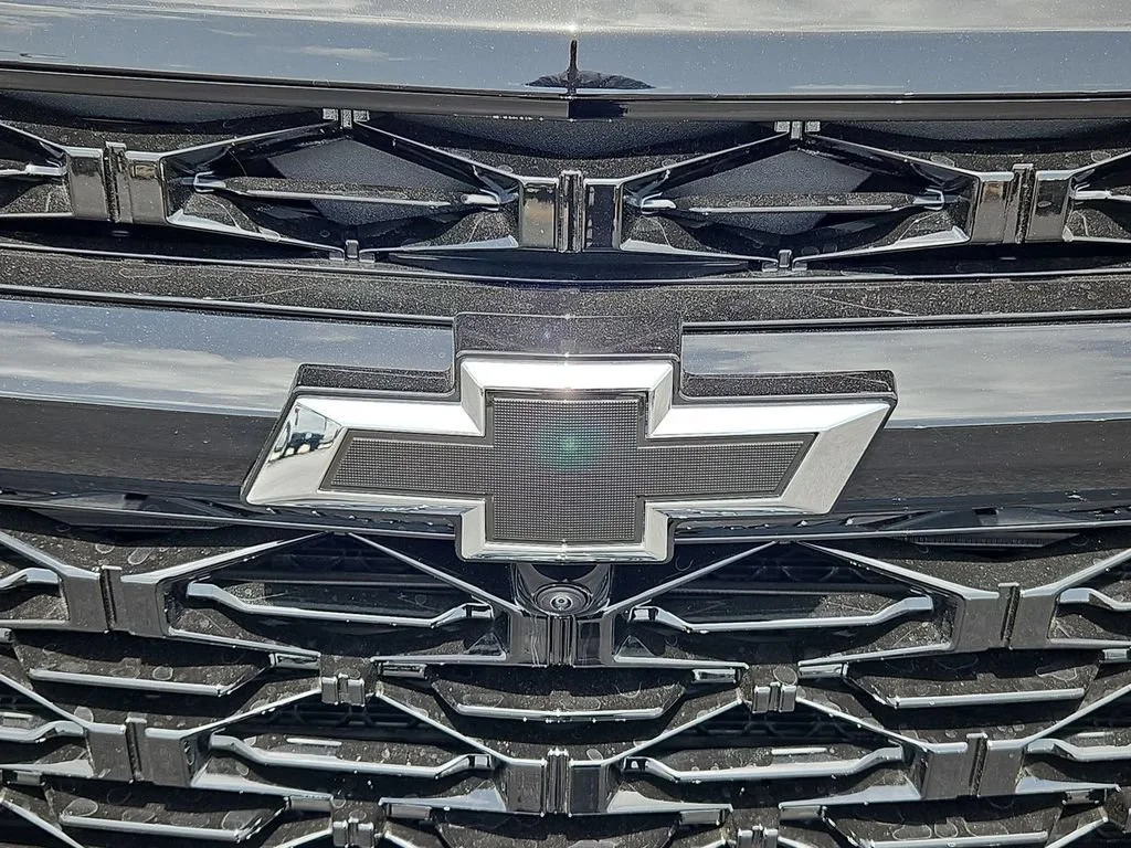 New 2026 Mosaic Black Metallic Chevrolet RS image 23