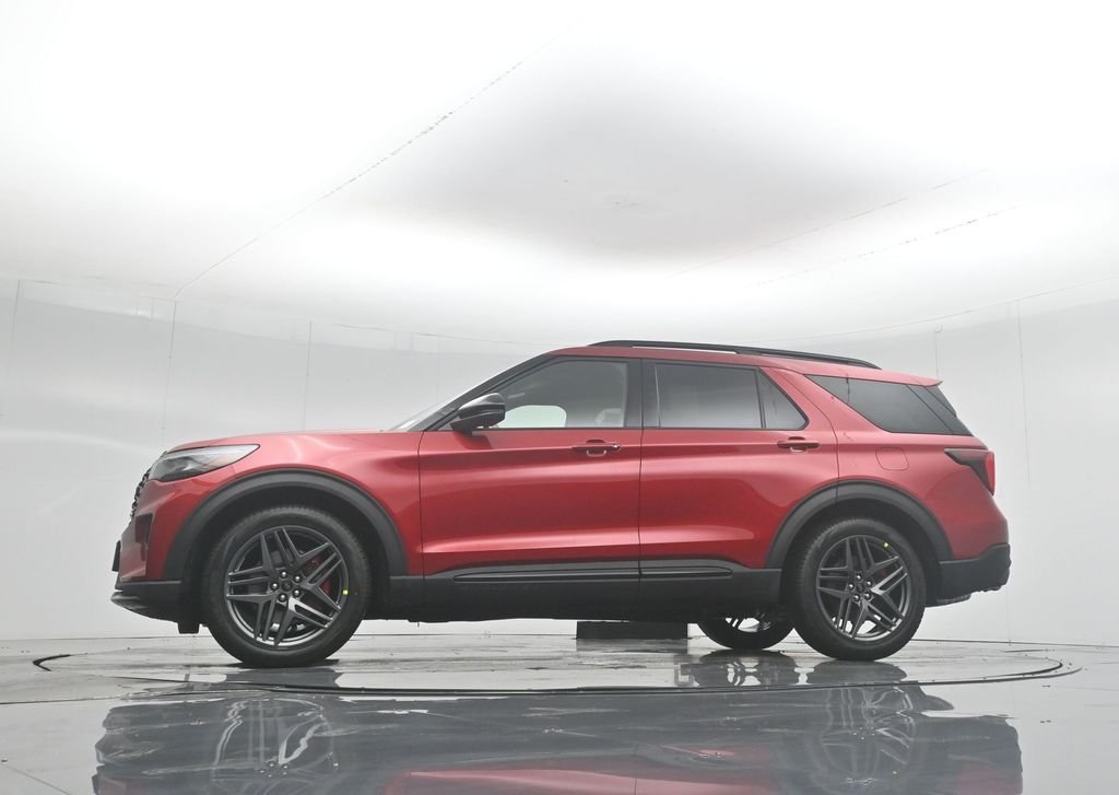 New 2026 Rapid Red Metallic Tinted Clearcoat Ford ST image 57
