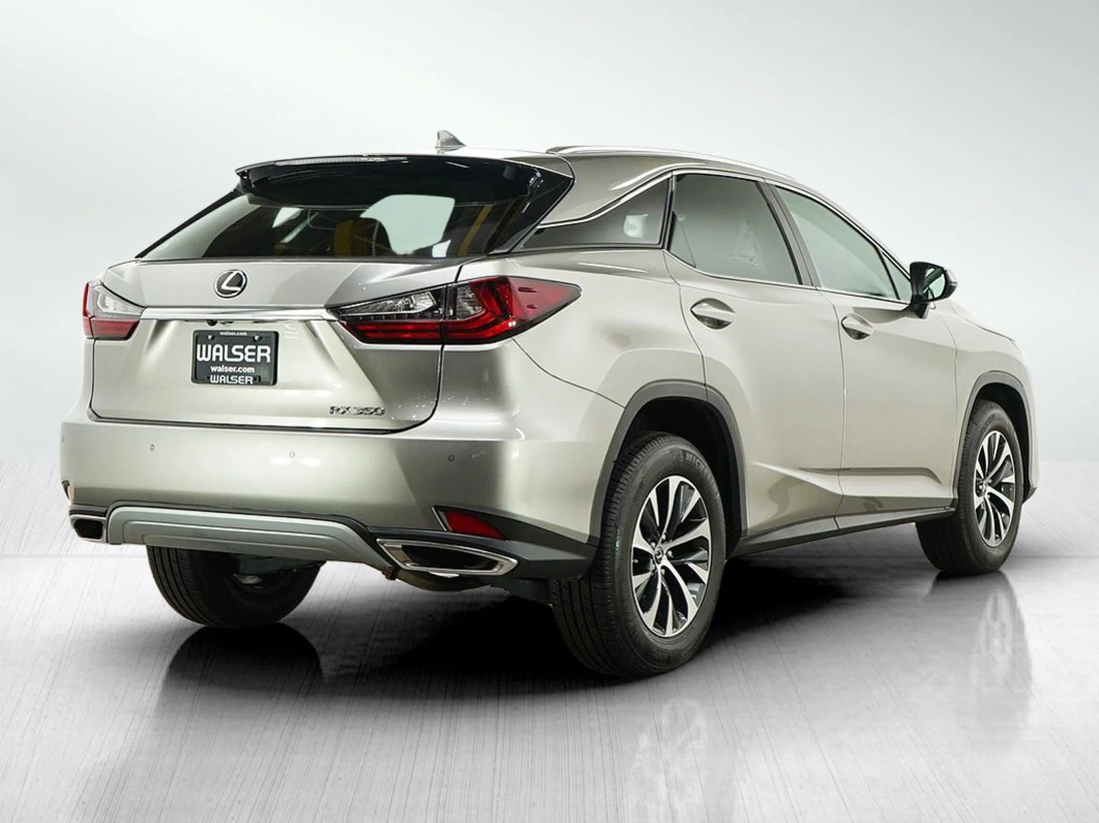 Used 2022 Silver Lexus 350 image 5