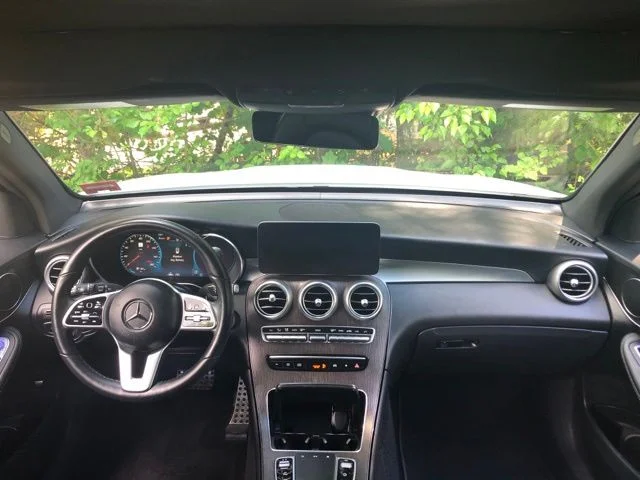 Used 2022 Polar White Mercedes-Benz GLC 300 image 21