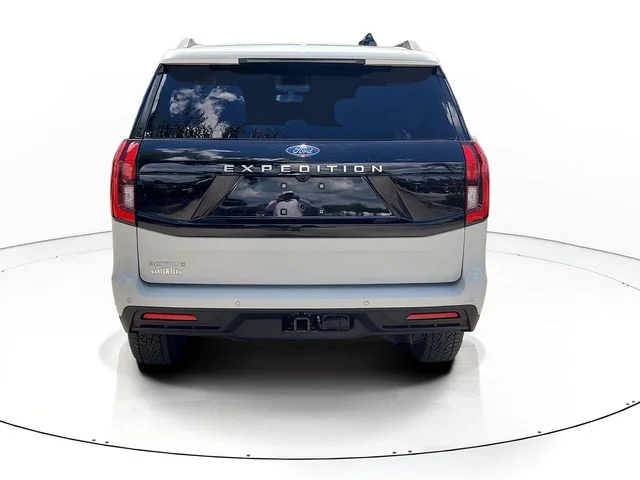 Used 2025 White Ford Active image 6