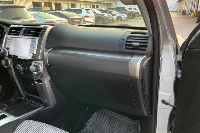 2024 Toyota 4Runner SR5 - Photo 17