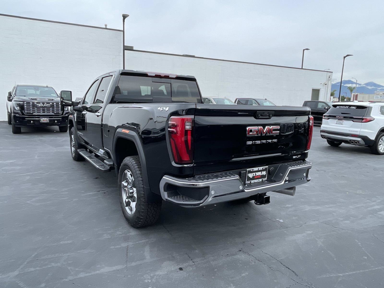 2026 GMC Sierra 3500HD SLT - Photo 7